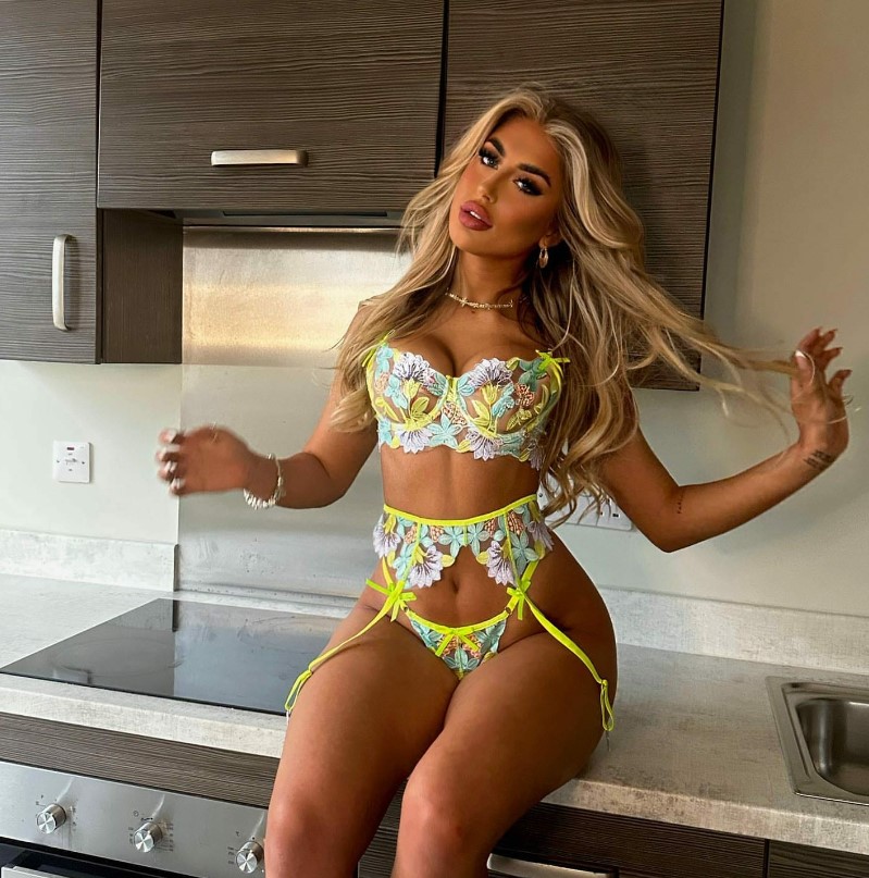 escortkubra-1 escortkubra-1 Konya Escort Kübra Bakımlı Ve Pozitif Birini Arıyorsanız Burdayım