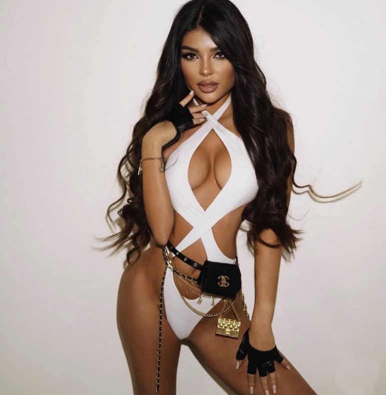 konyaescortcansu-2-1 Konya Escort Cansu 24 Yaşında İncecik Bellim Seni Delirtecek